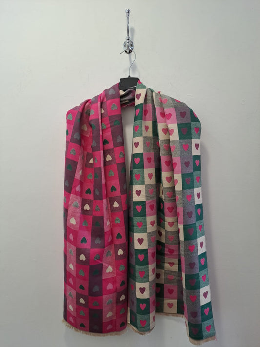 Reversible Heart Patterned Scarf